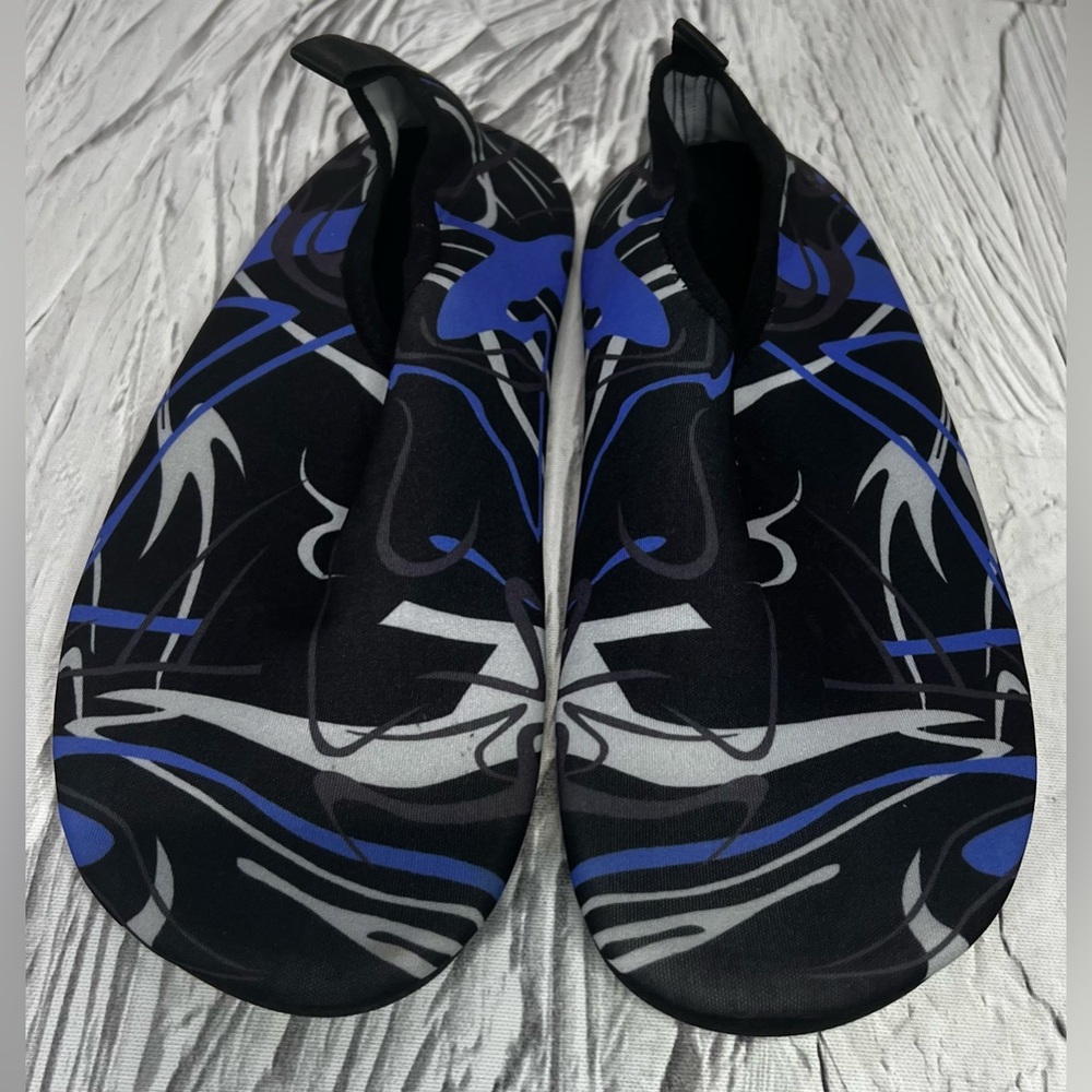 Watershoes Unisex W 10/11  M 9/10 Quick Dry Black Blue White Beach Swim Barefoot